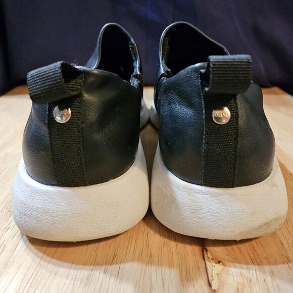 Aldo Mens Black Round Toe Slip-On Casual Sneaker Shoes Size 6 lightweight - Picture 4 of 6